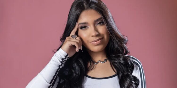 Beatriz Andrade conquista espaço na nova geração da música nordestina e emplaca sucesso com “Meu Neném”