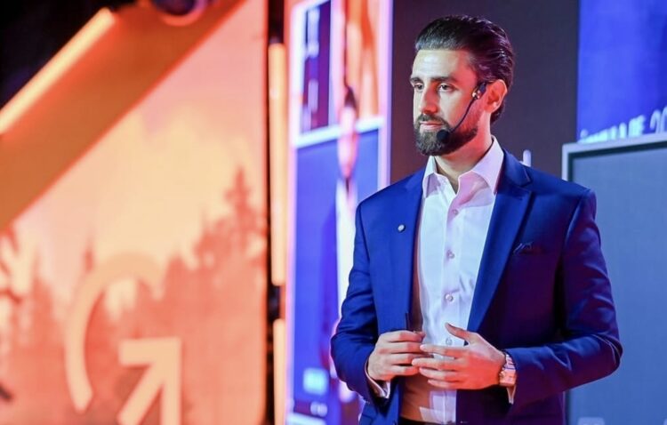 Léo Soares aposta na inteligência artificial como motor de lucro e escala para empresas