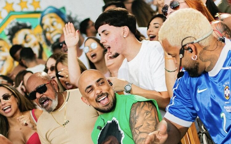 Menos é Mais aposta na essência brasileira em nova turnê “Puro Suco do Brasil”