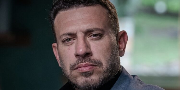 Vinicius Rodrigues transforma experiência em método e se consolida como referência em vendas no setor farmacêutico