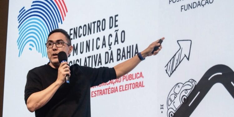 Paulo Maneira ganha destaque no marketing político com metodologia voltada ao planejamento de campanhas